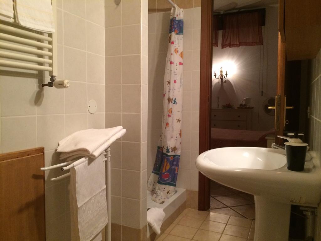 B&B Millennium Ladispoli Rum bild
